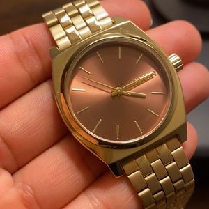Nixon Watch